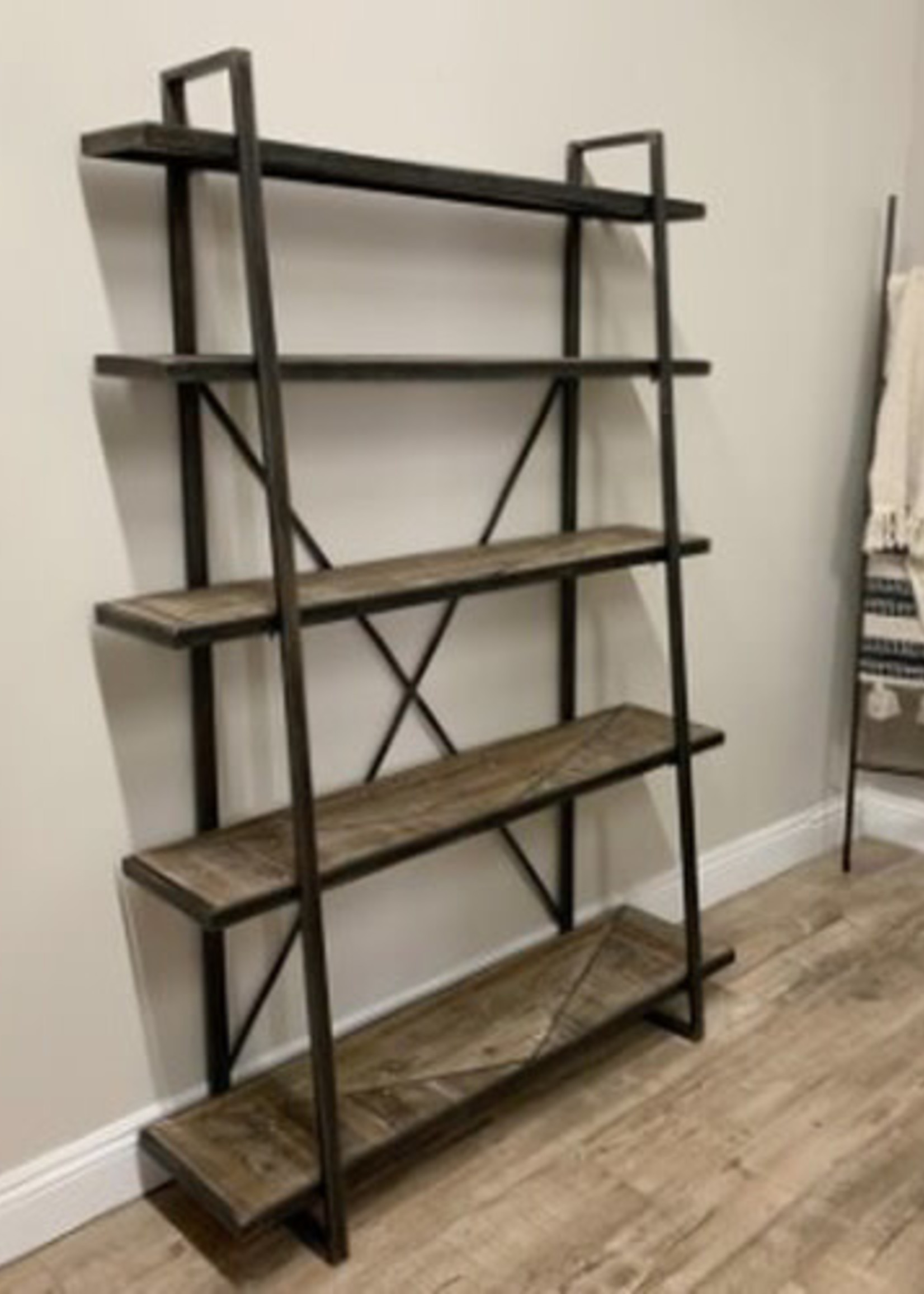 VIP *Metal/Wood Shelf-Design