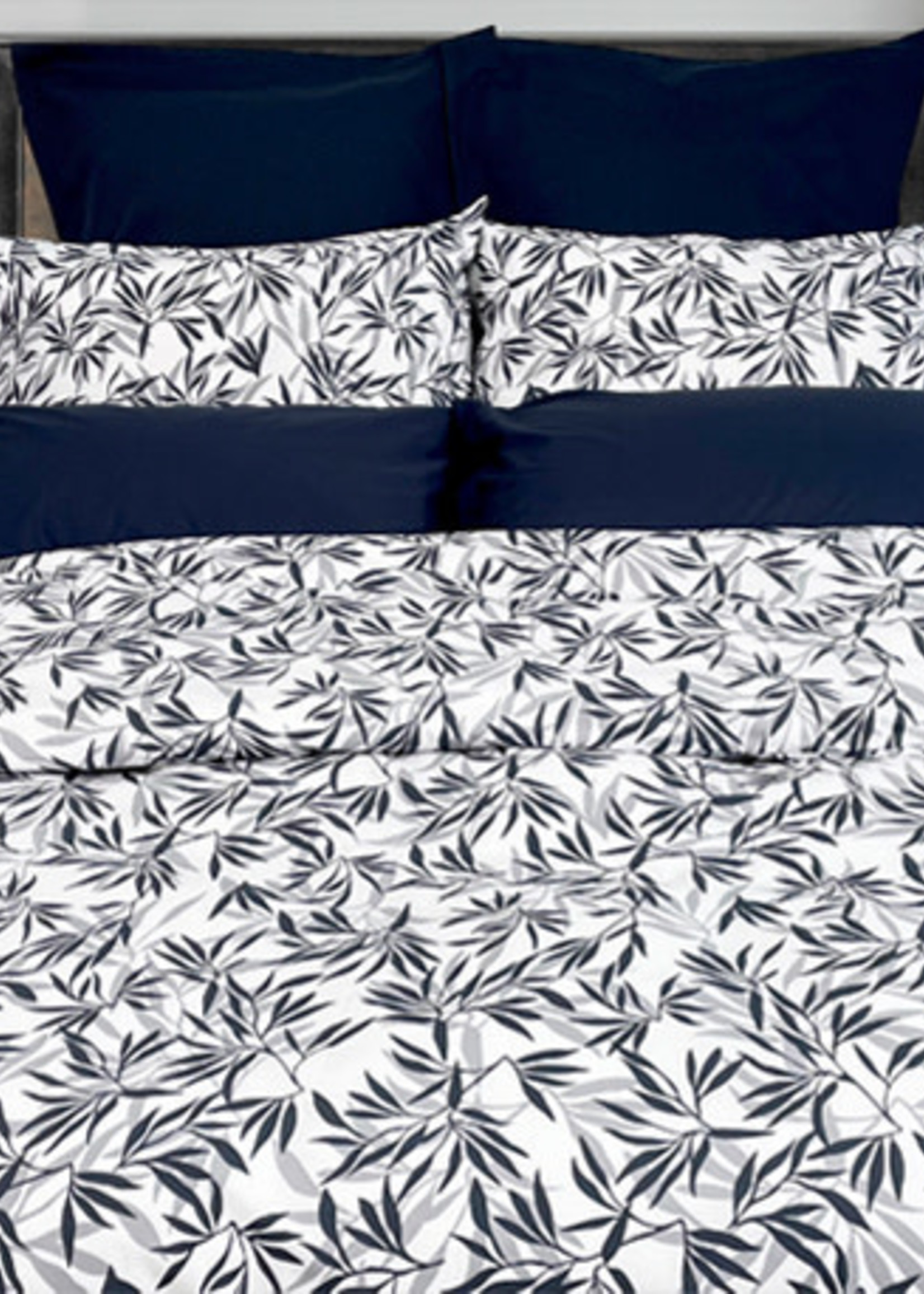 Cuddle Down *s/2 Qn Navy Leaves Arbor Pillow Cases-Cuddle Down