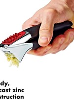 OXO *Garlic Press OXO-Danesco