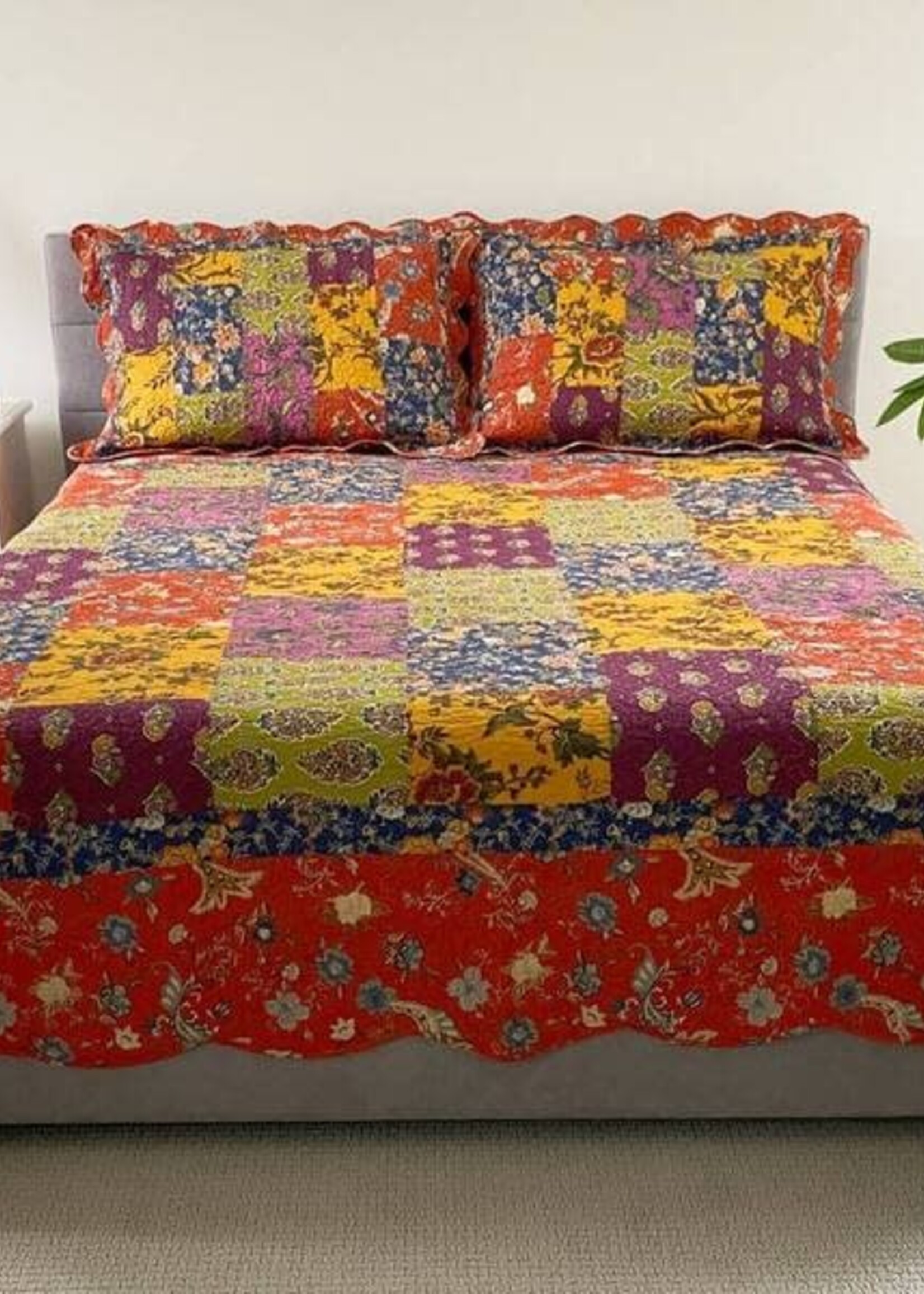 Peace Arch Imports *Kg Bright Coloured Flamenco Coverlet w/Shams-Peace Arch