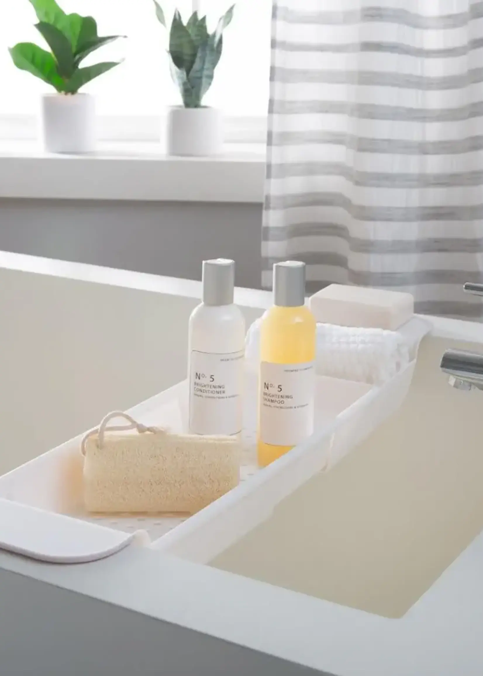 Moda@Home *White Non-Slip Expandable Bath Caddy-Moda