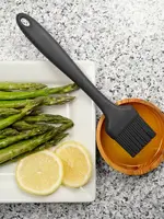 RSVP *Black Silicone Basting Brush-RSVP