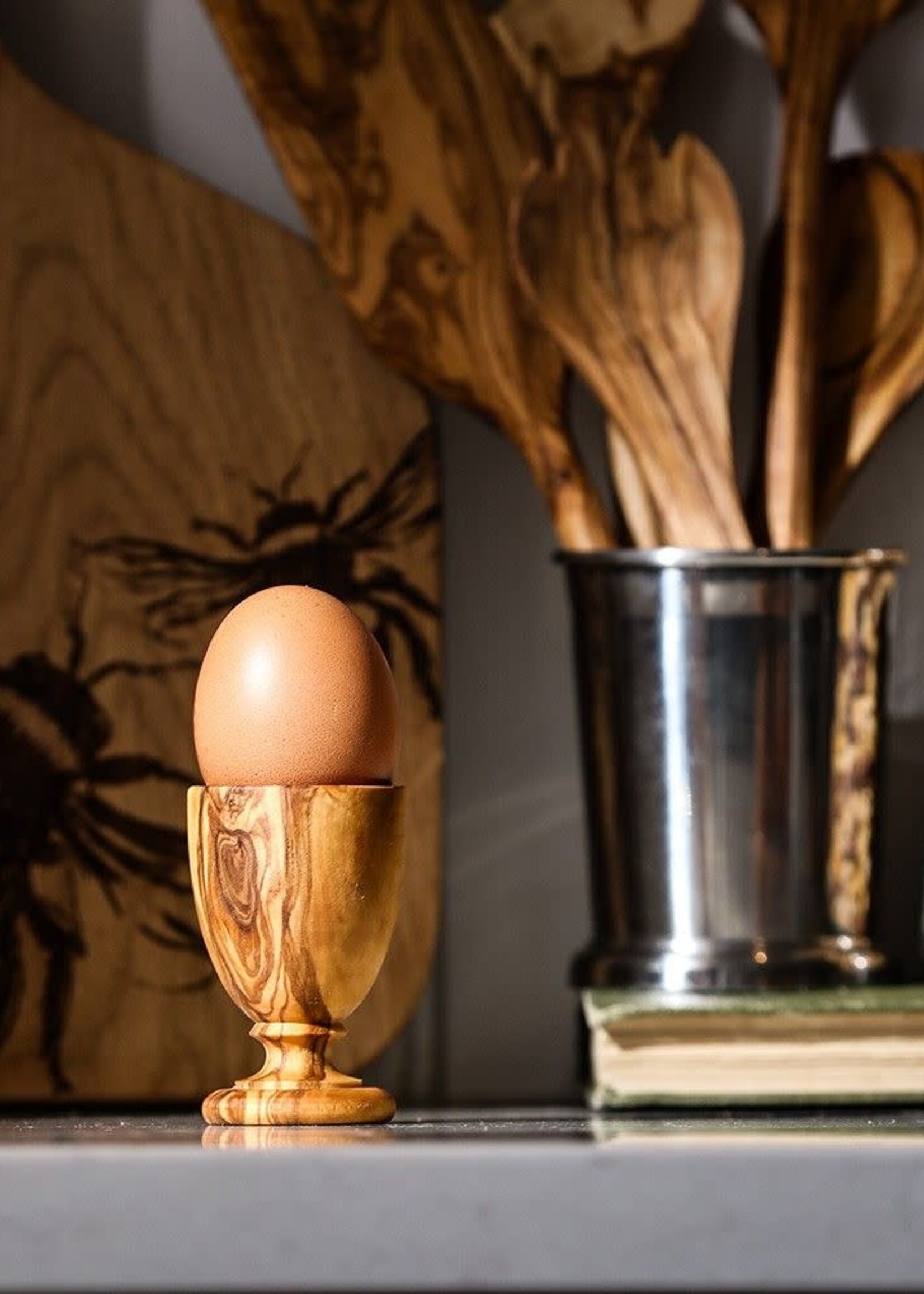 Selbrae House *Olive Wood Egg Cup Selbrae-Design