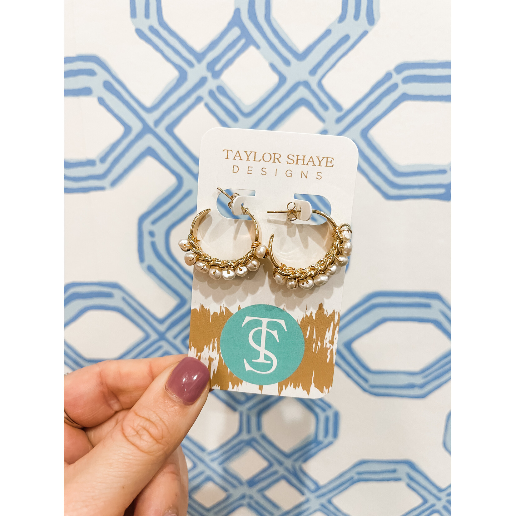 taylor Shaye designs TSD Cara Pearl Hoops