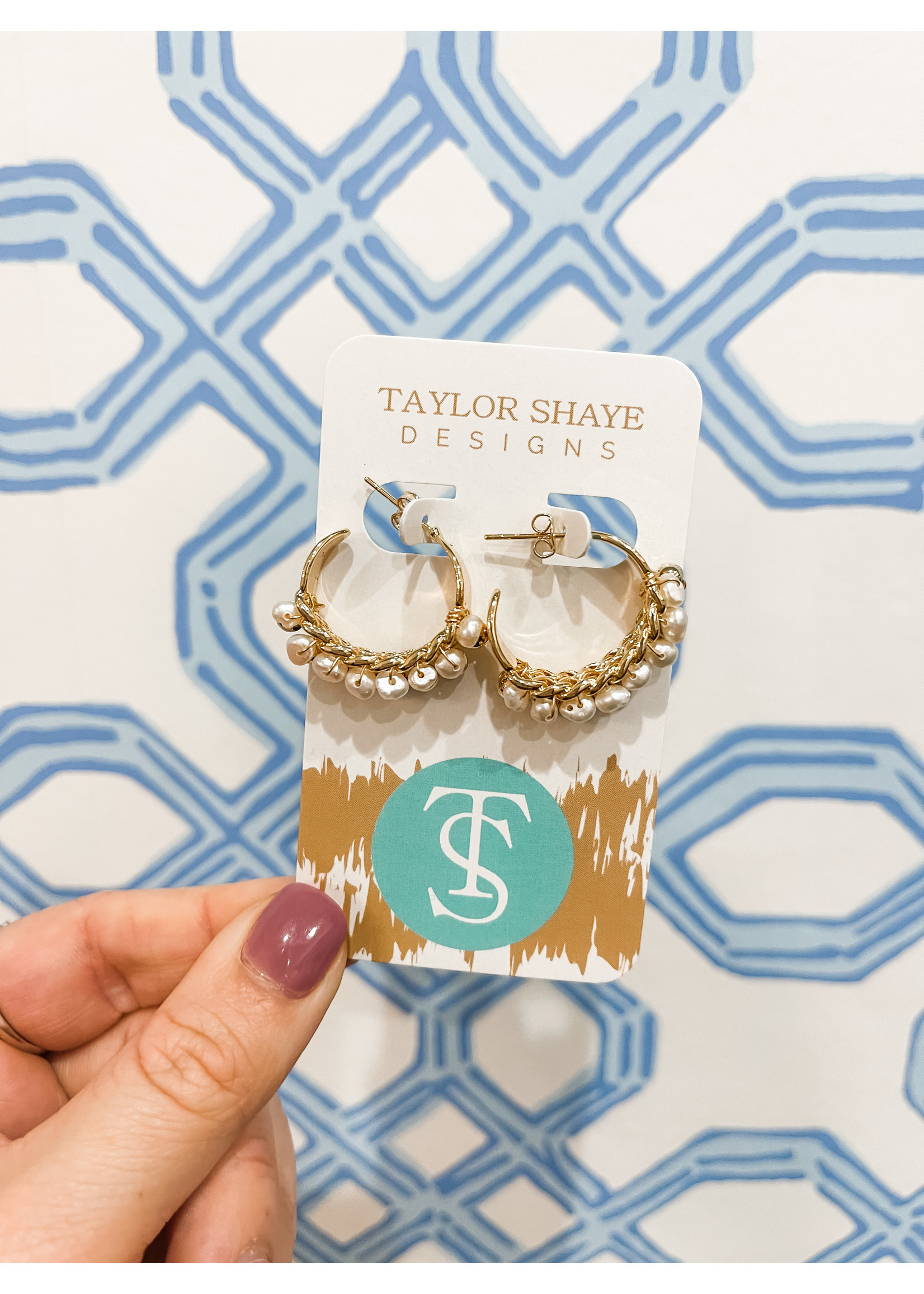 taylor Shaye designs TSD Cara Pearl Hoops