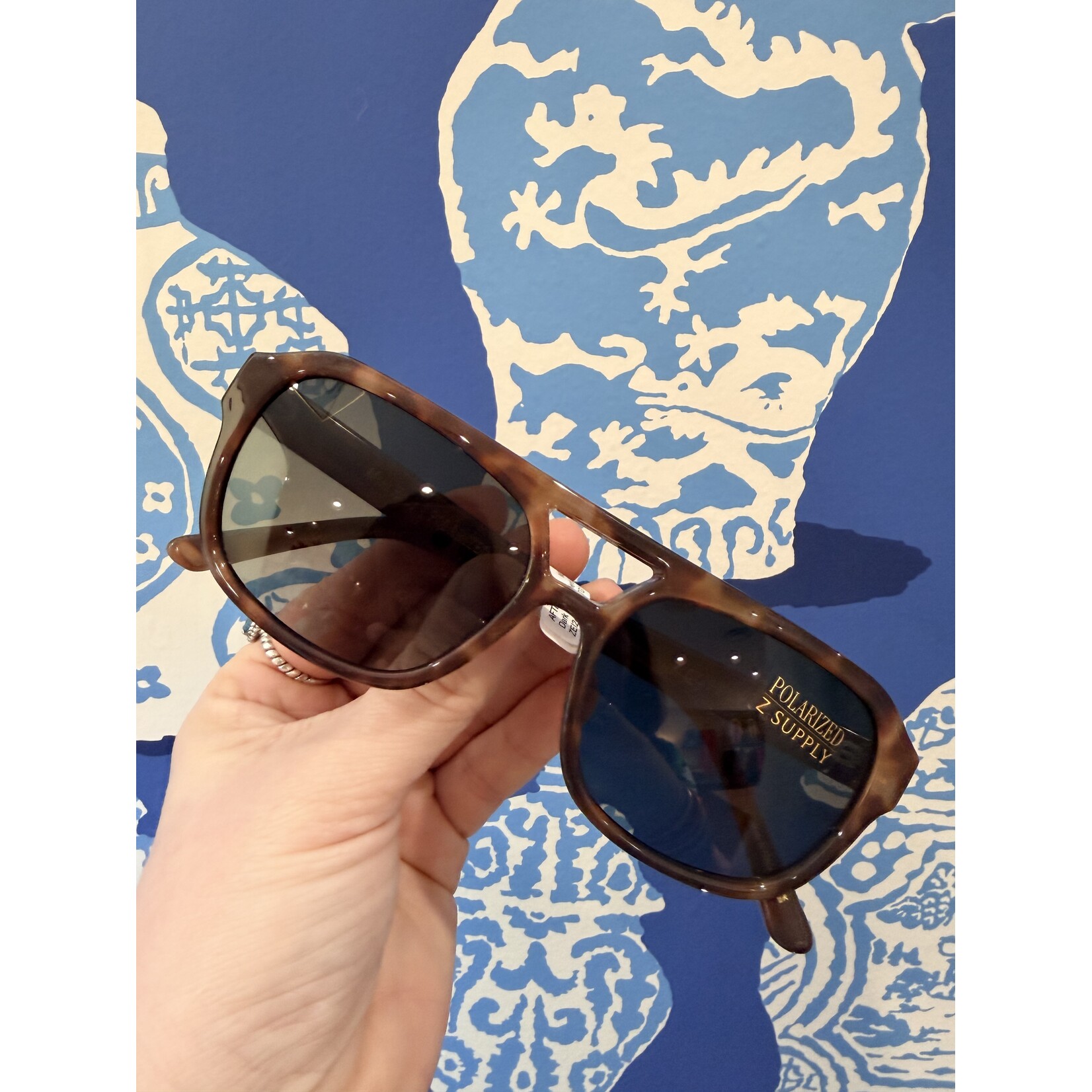 Z Supply Z Supply After Hours Glasses - Dark Tort