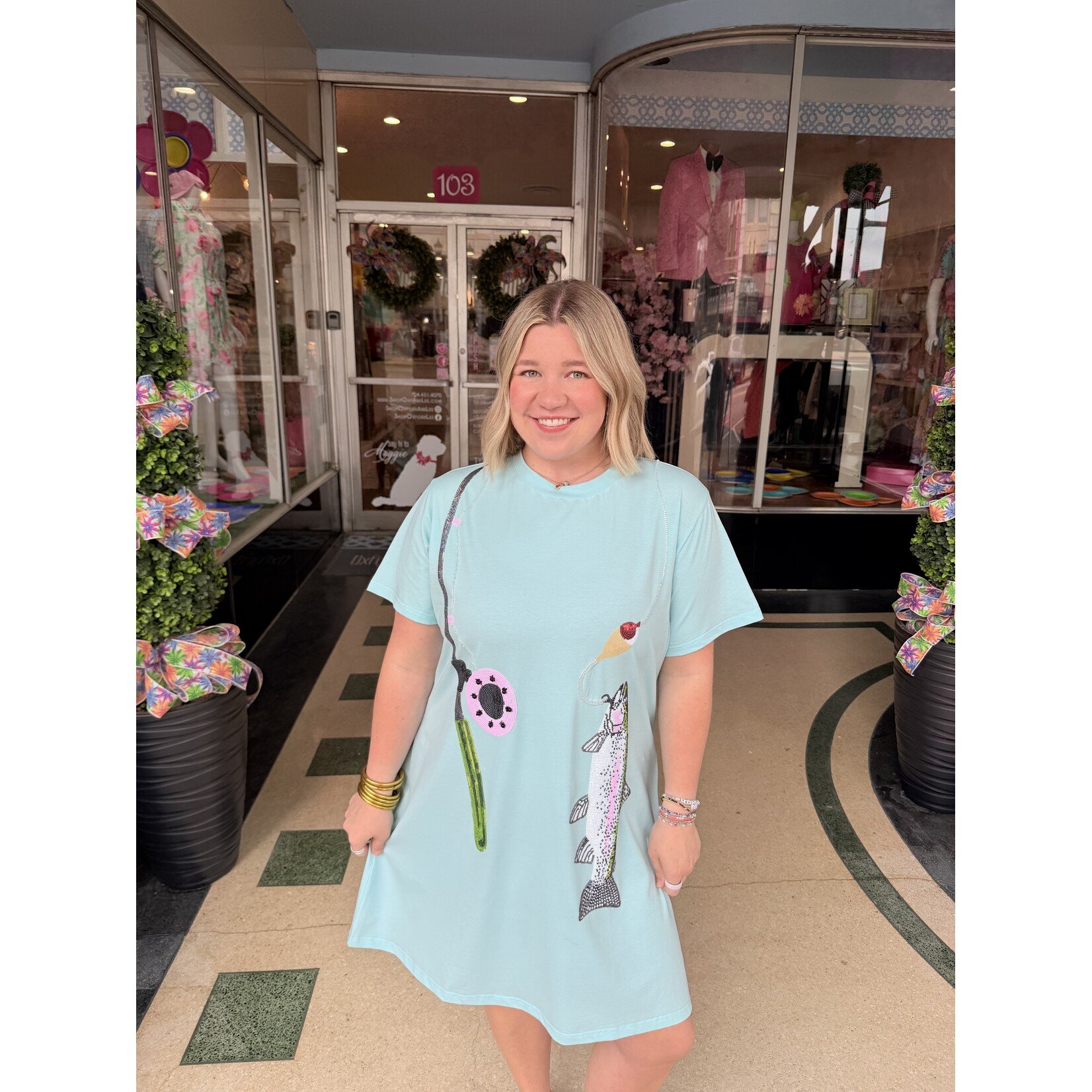 qos QOS Blue Fish On Fishing Rod Tee