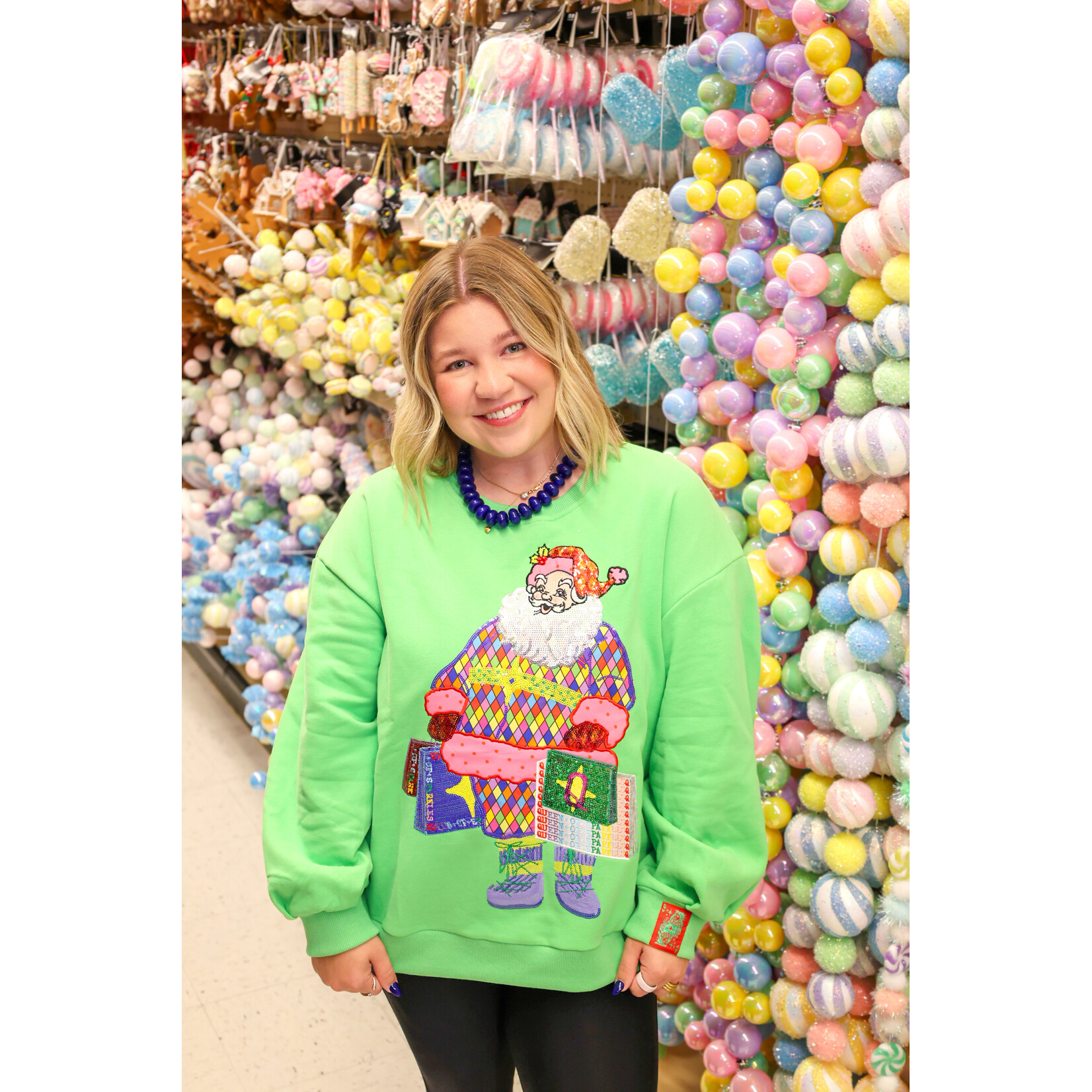 qos QOS Colorful Shopping Santa Sweatshirt