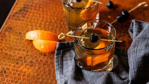 How to Make a Bourbon Old Fashioned