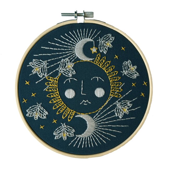 Rikrack Embroidery Kit Moonglow