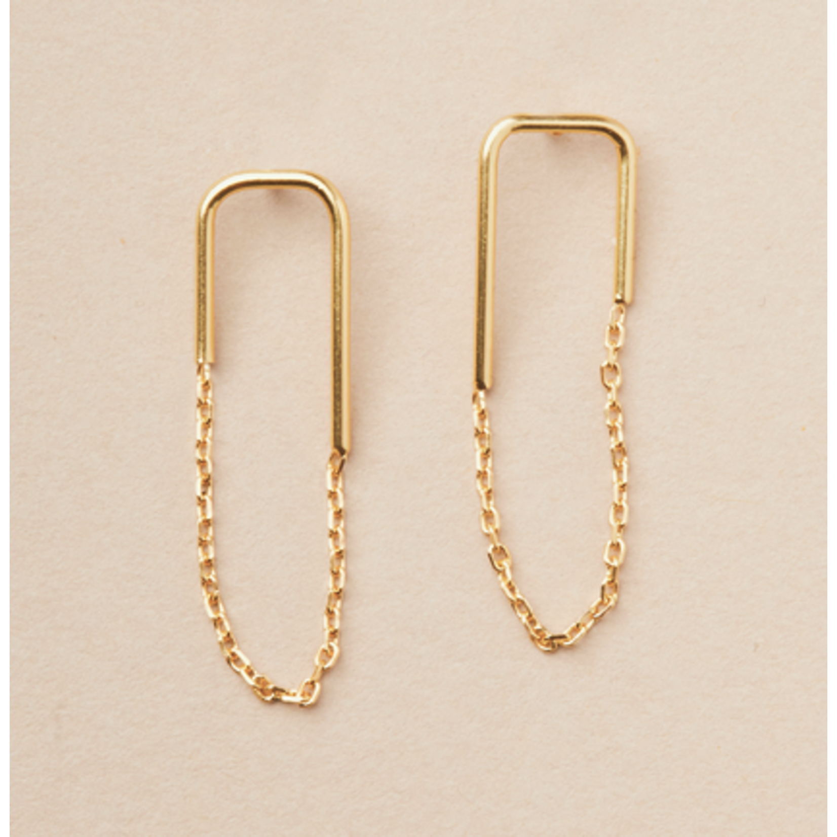 Refined Earrings: Filament Stud