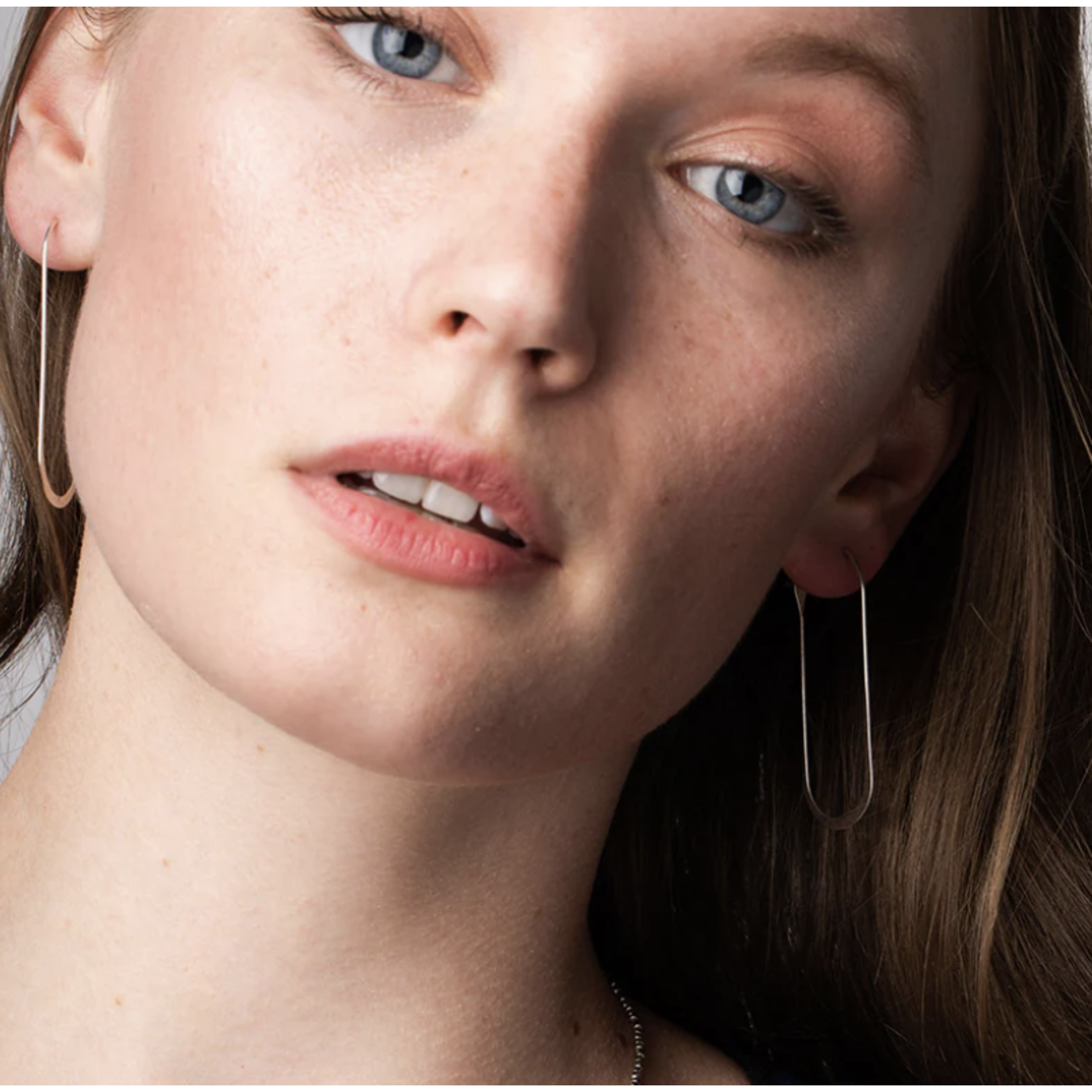 Refined Earrings Cosmic Oval