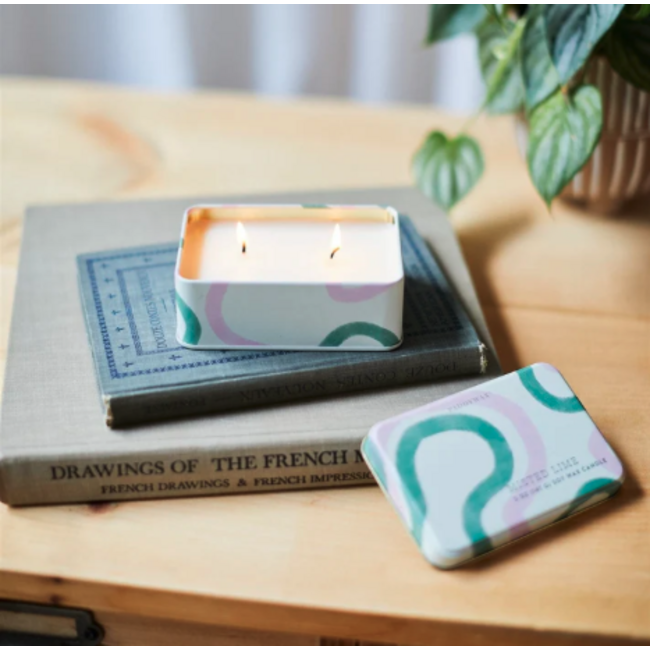 Everyday Tin 5oz Pink Green Squiggle - Misted Lime