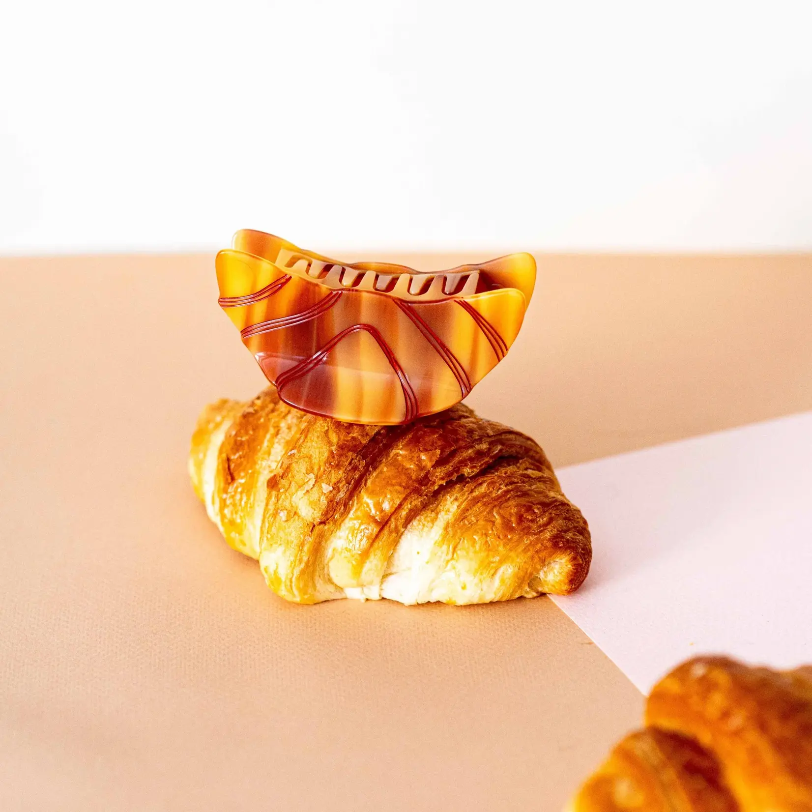 Jenny Lemon Hair Claw - Croissant
