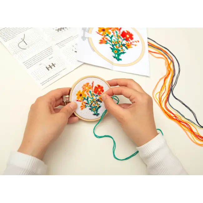 Mini Cross Stitch Embroidery Kit - Flowers