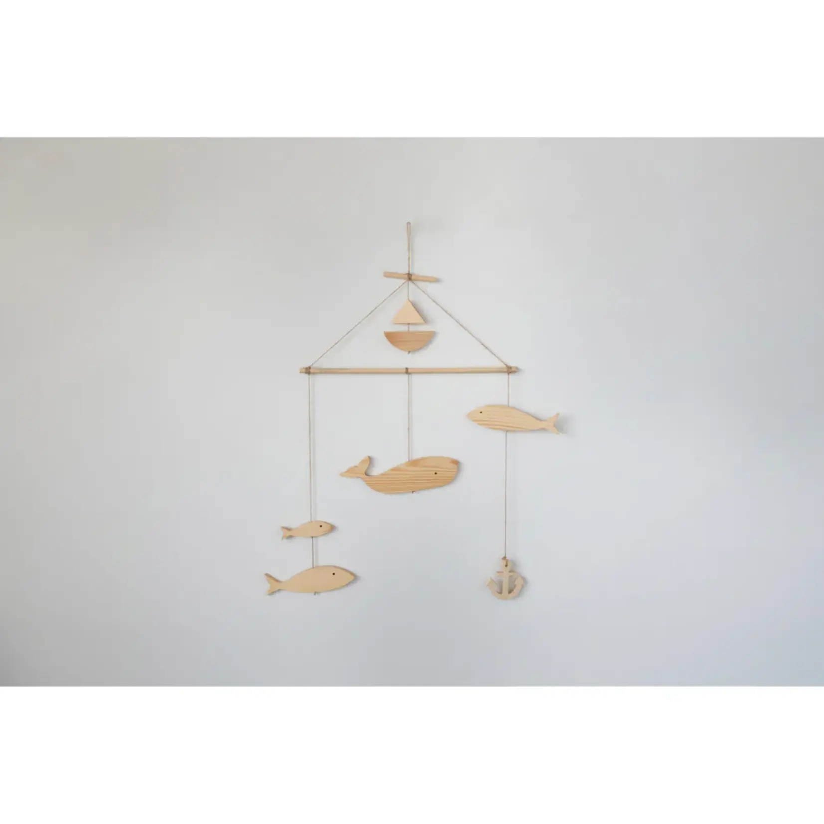 Wood Fish Mobile/Wall Hanging