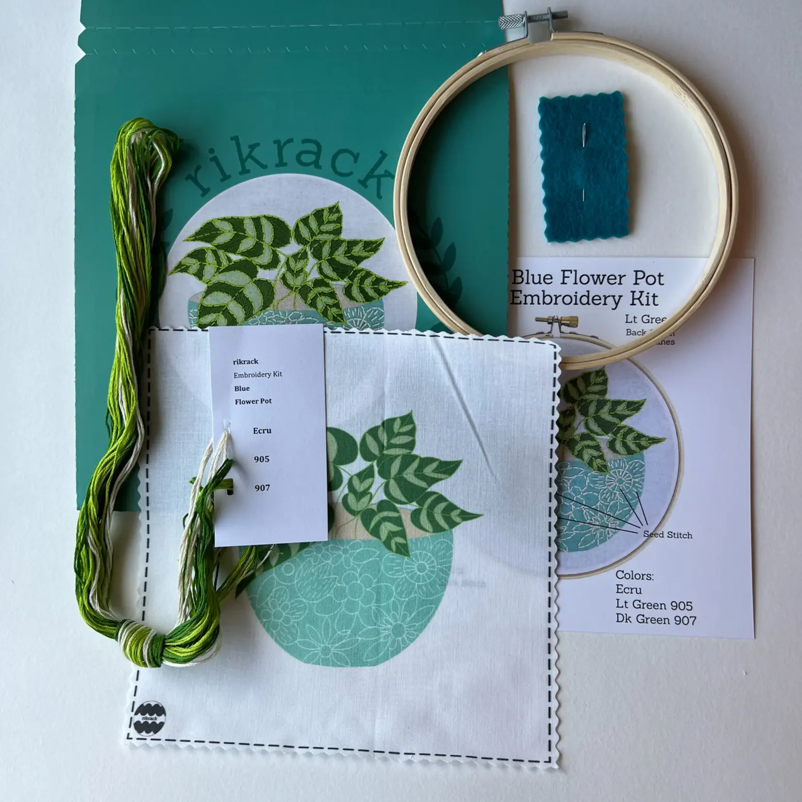 Rikrack Embroidery Kit - Blue Flower Pot