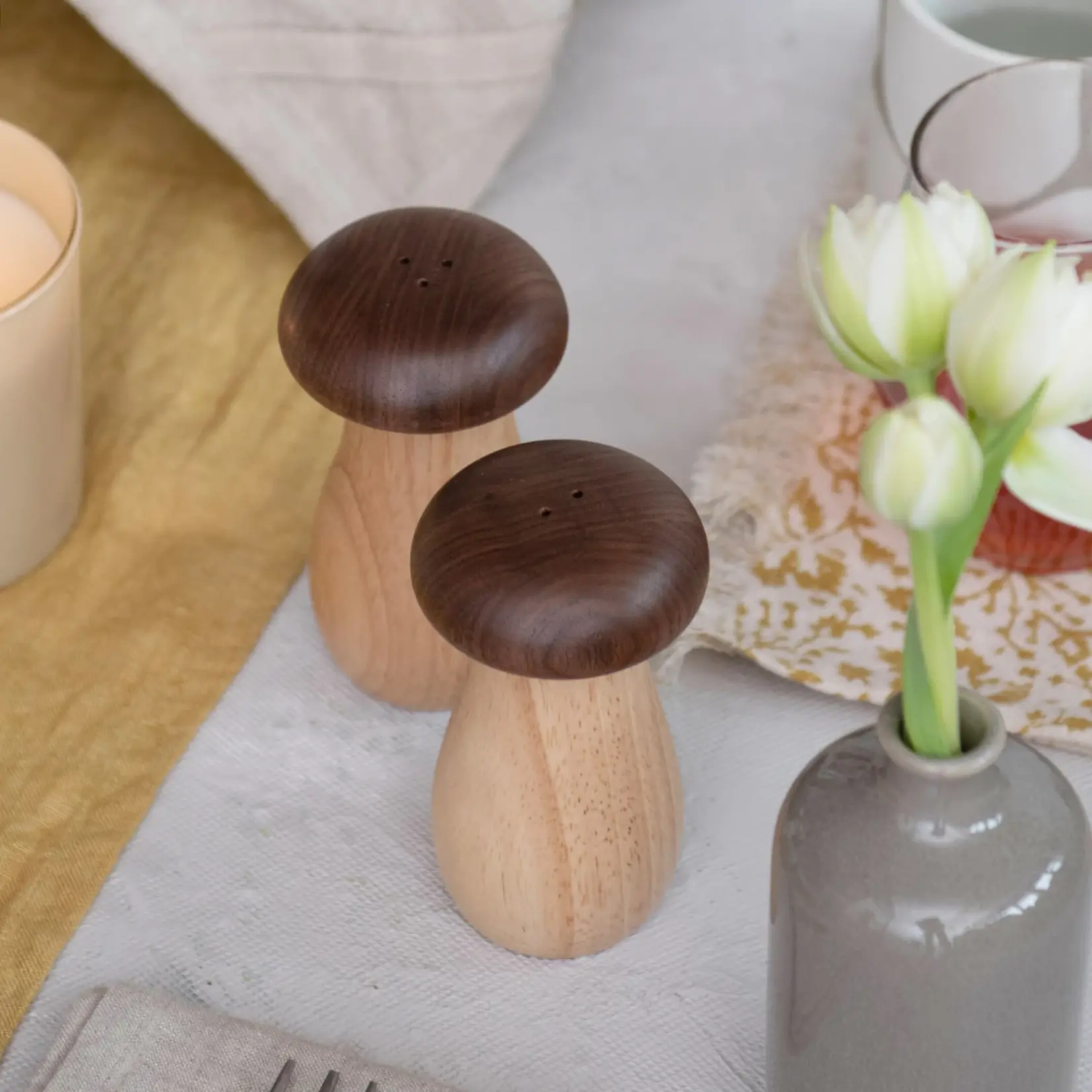 Rubberwood Mushroom Salt & Pepper Shaker Set