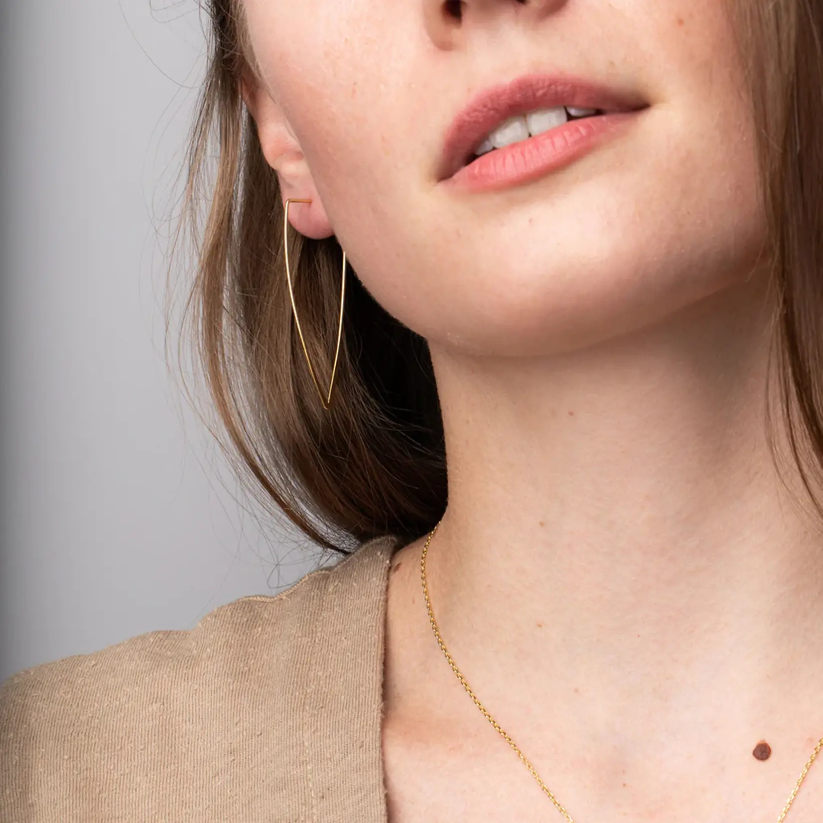 Refined Earrings Galaxy Triangle - silver