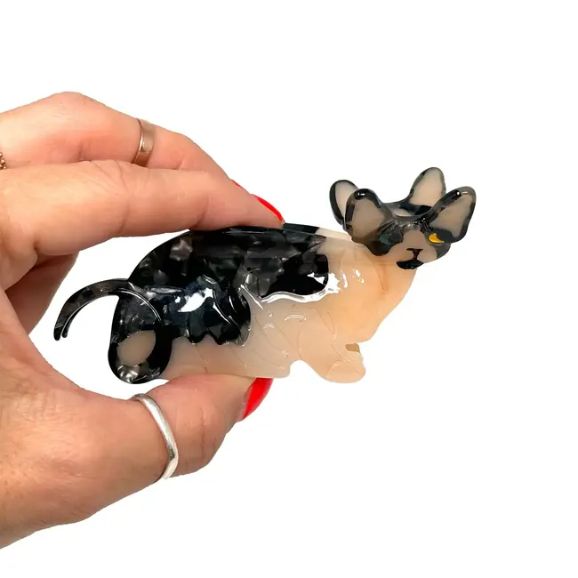 Hair Claw - Mr Bigglesworth