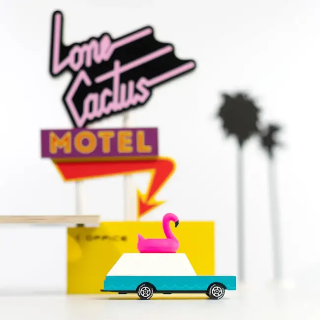 Candylab - Flamingo Wagon