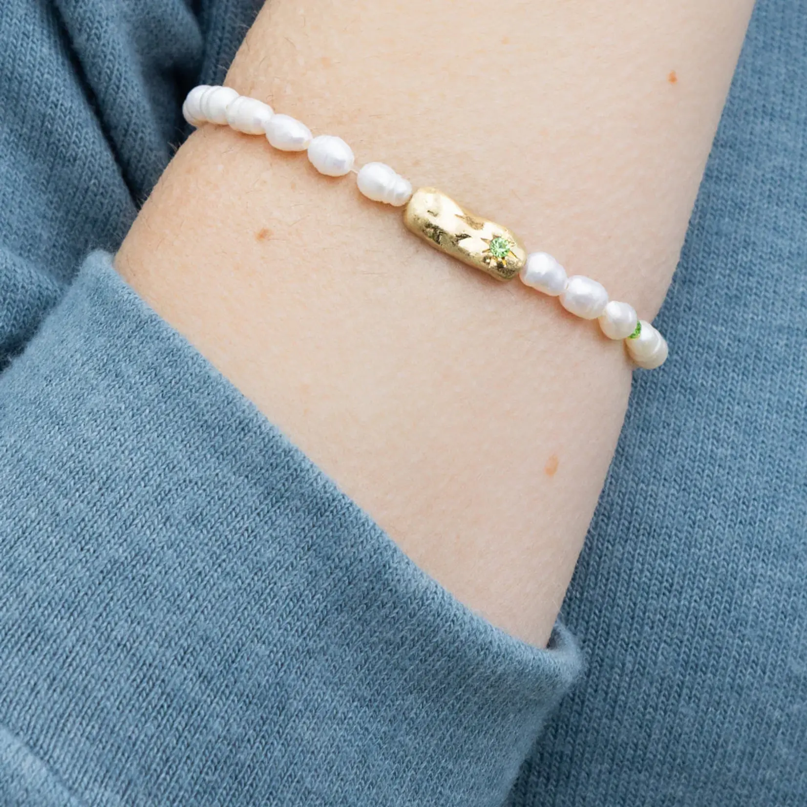 Pearl Affirmation Bracelet - Luck Gold