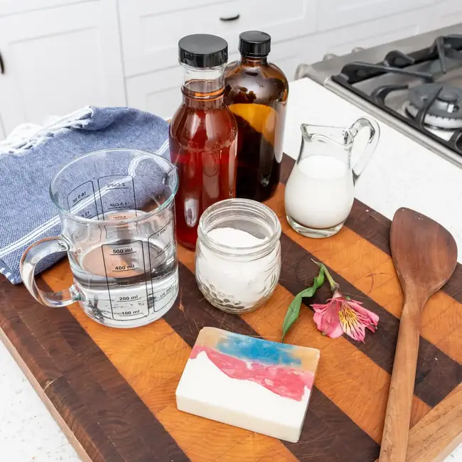 The Appalachian Goat Goats Milk Soap Slice 5oz - Honeysuckle