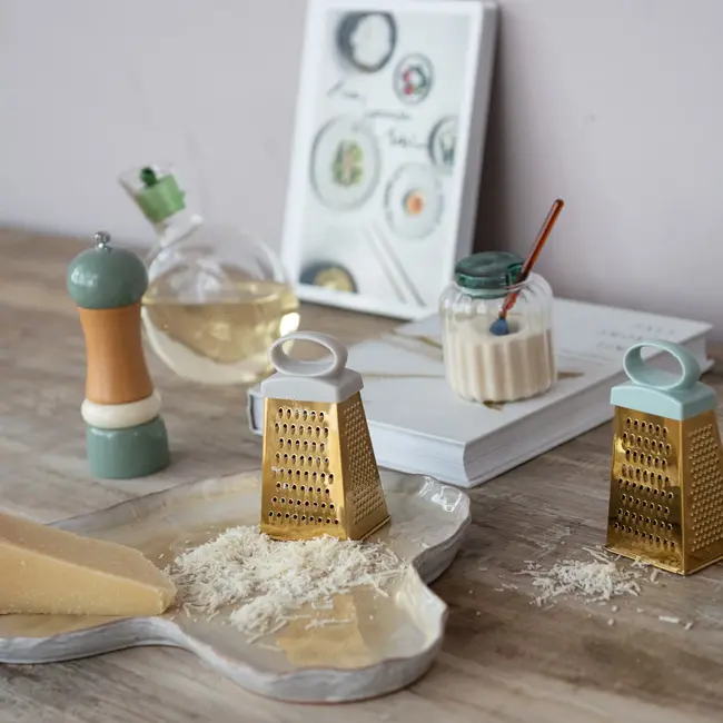 Pleated Glass Jar w/Lid & Spoon
