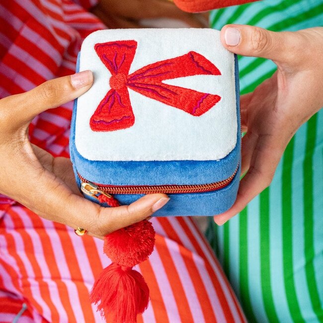 Ariel Bow Velvet Jewelry Box  - Light Blue