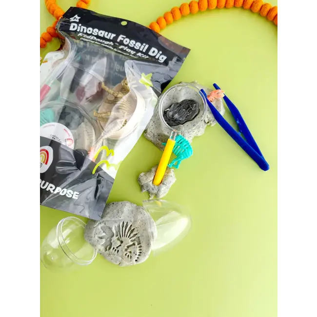 KidDough Play Kit: Dinosaur Fossil Dig