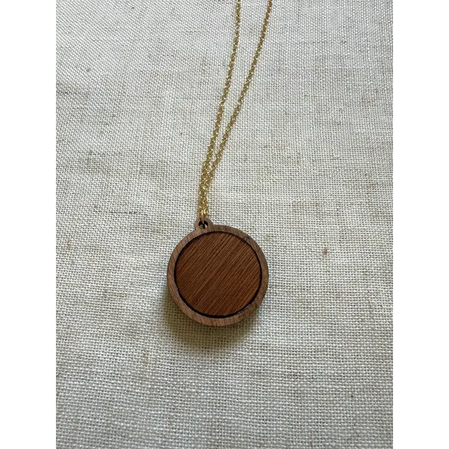 Strawberries Embroidery Necklace Kit