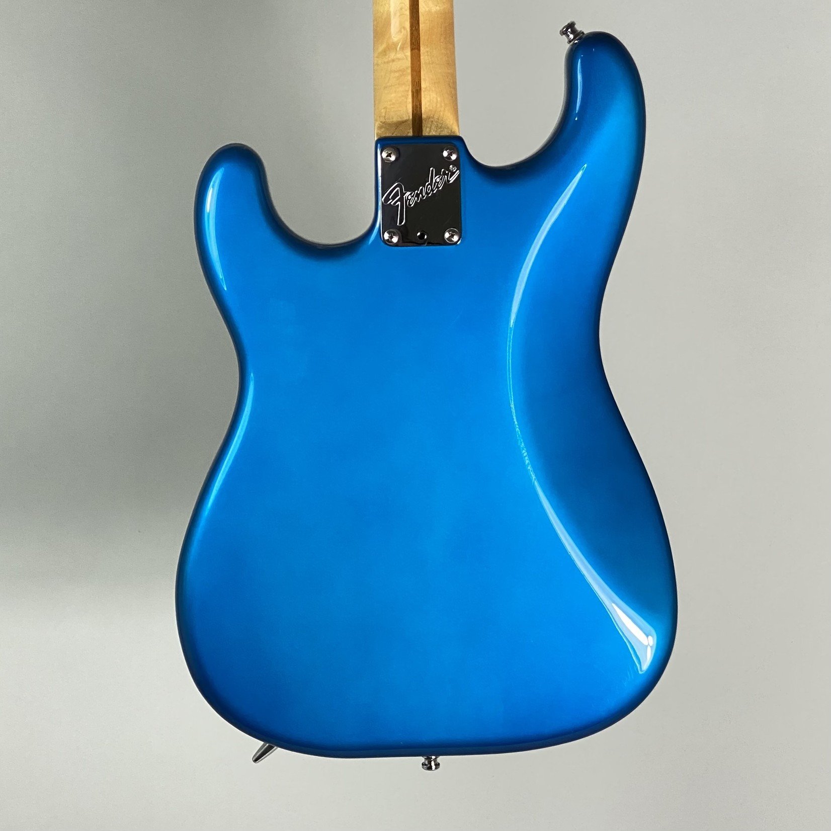 blue fender bass guitar