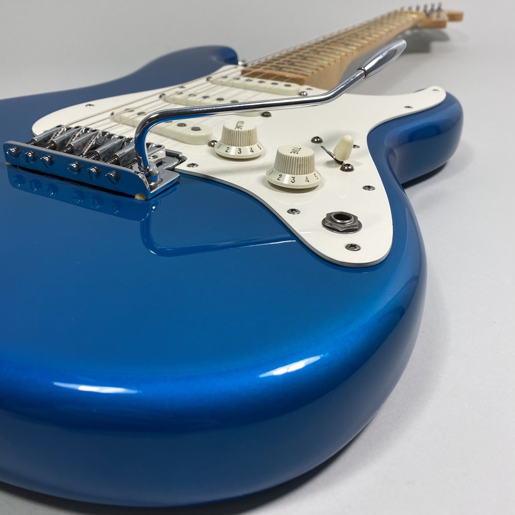 Fender 1983 Fender "front jack" Stratocaster Blue