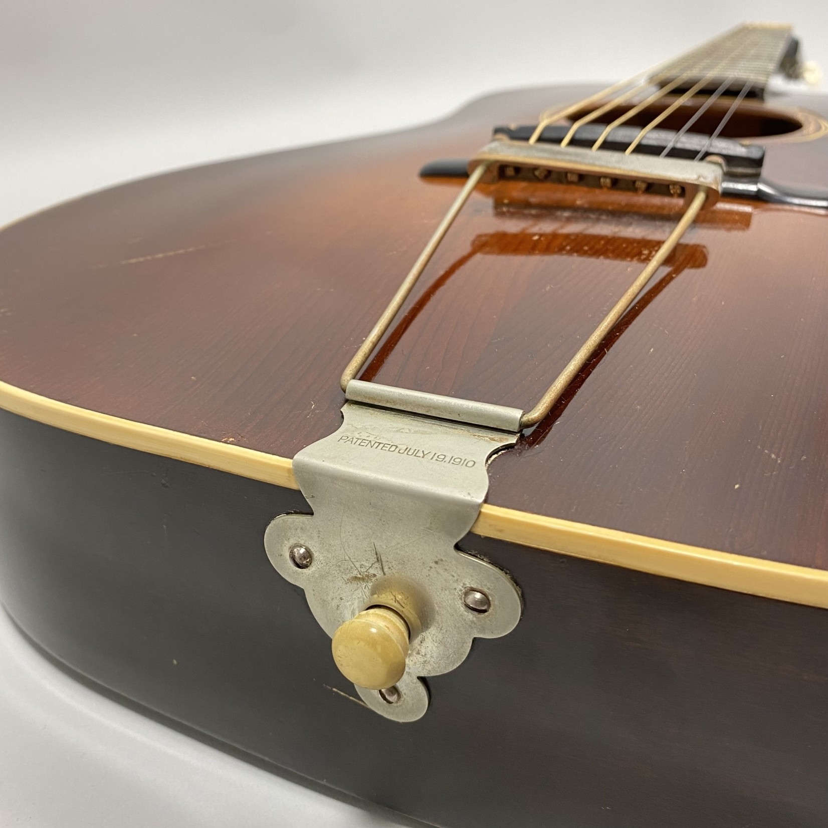 Gibson 1932 Gibson L-50 Roundhole