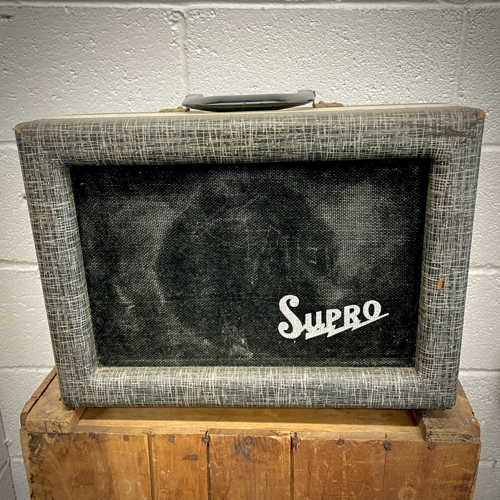 Supro 1960's Supro Super