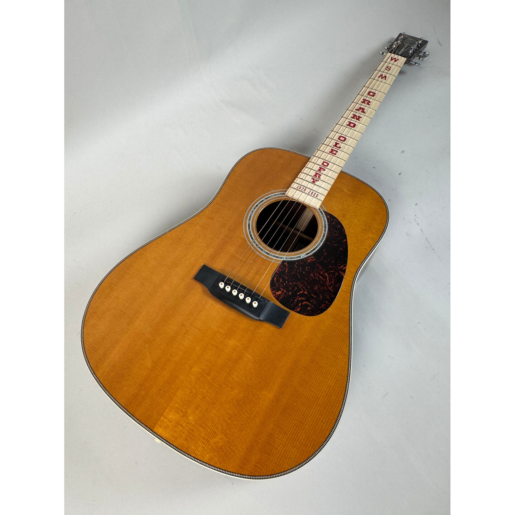 Martin 2000 Martin Grand Ole Opry WSM