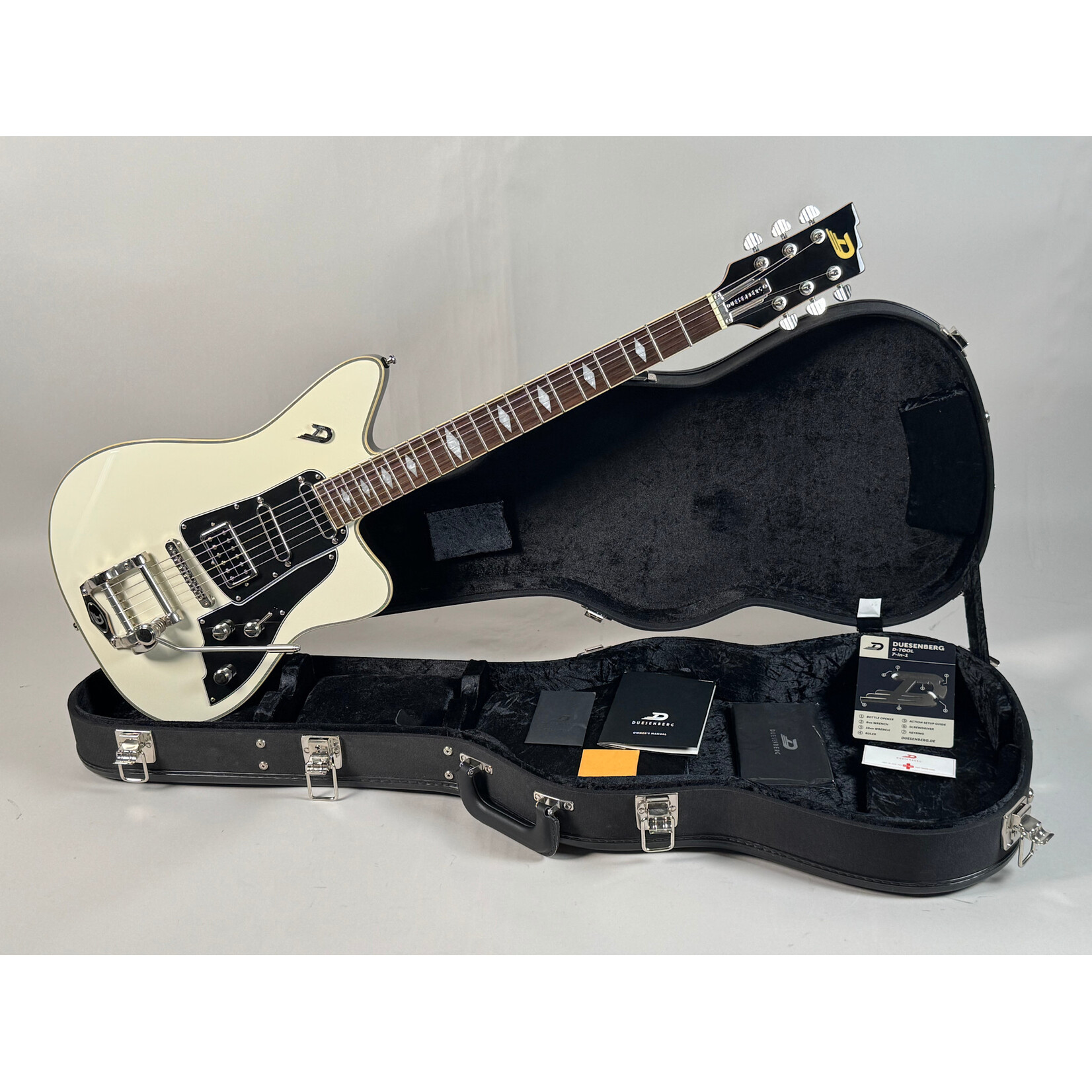 Duesenberg 2022 Duesenberg Paloma (White)