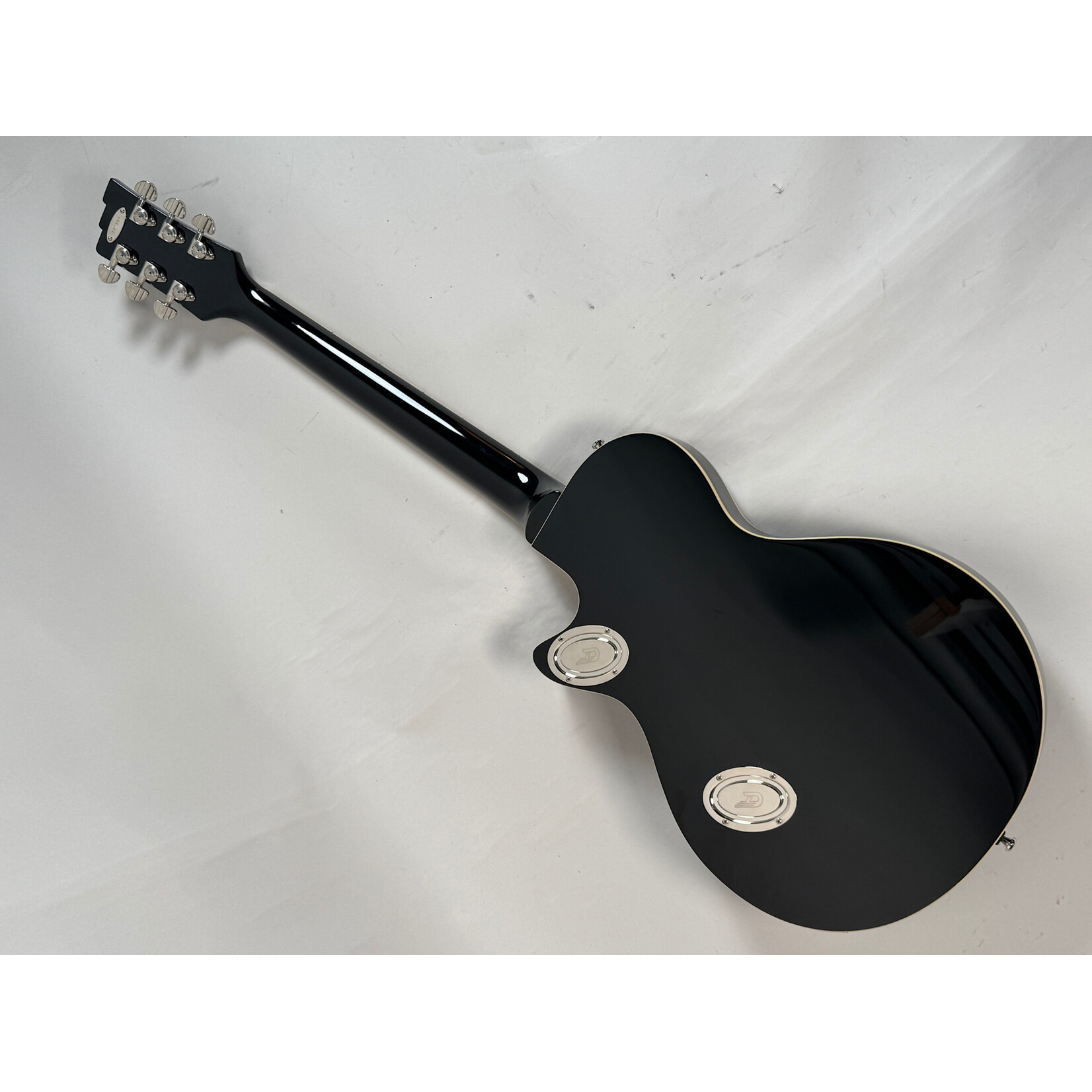 Duesenberg 2022 Duesenberg Senior (Black)