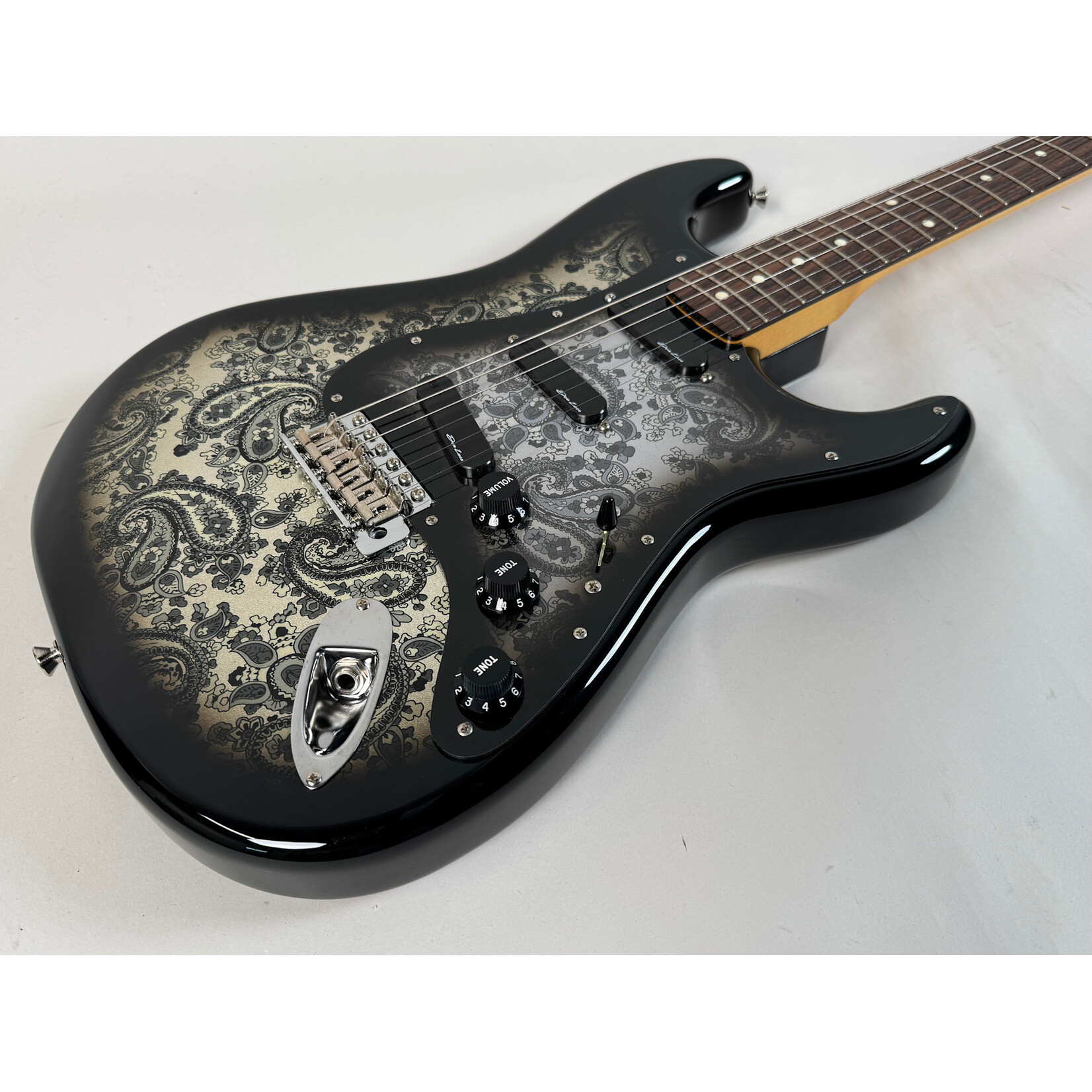 Fender 2020 Fender MIJ Limited Edition Black Paisley Stratocaster