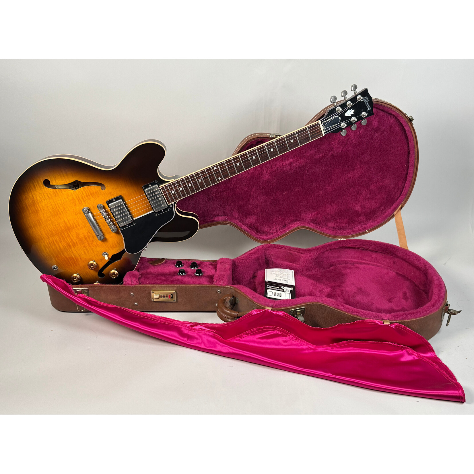 Gibson 1998 Gibson ES-335 Dot Sunburst