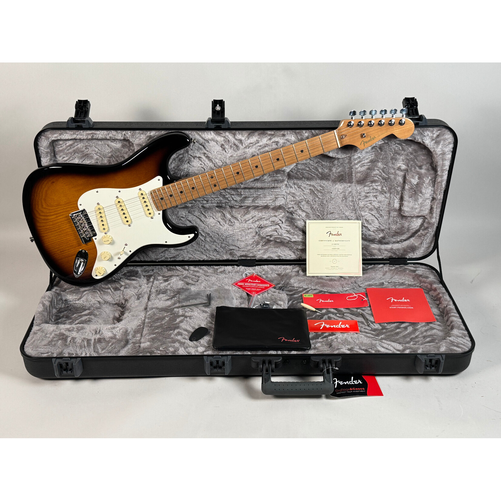 Fender Fender American Professional II Stratocaster Roasted Neck Sunburst