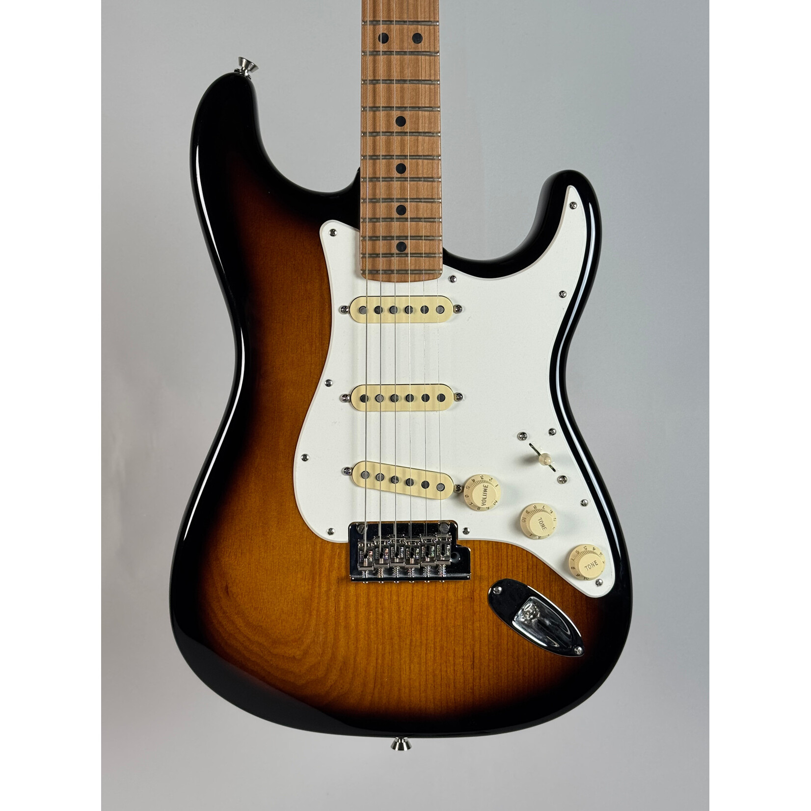 Fender Fender American Professional II Stratocaster Roasted Neck Sunburst