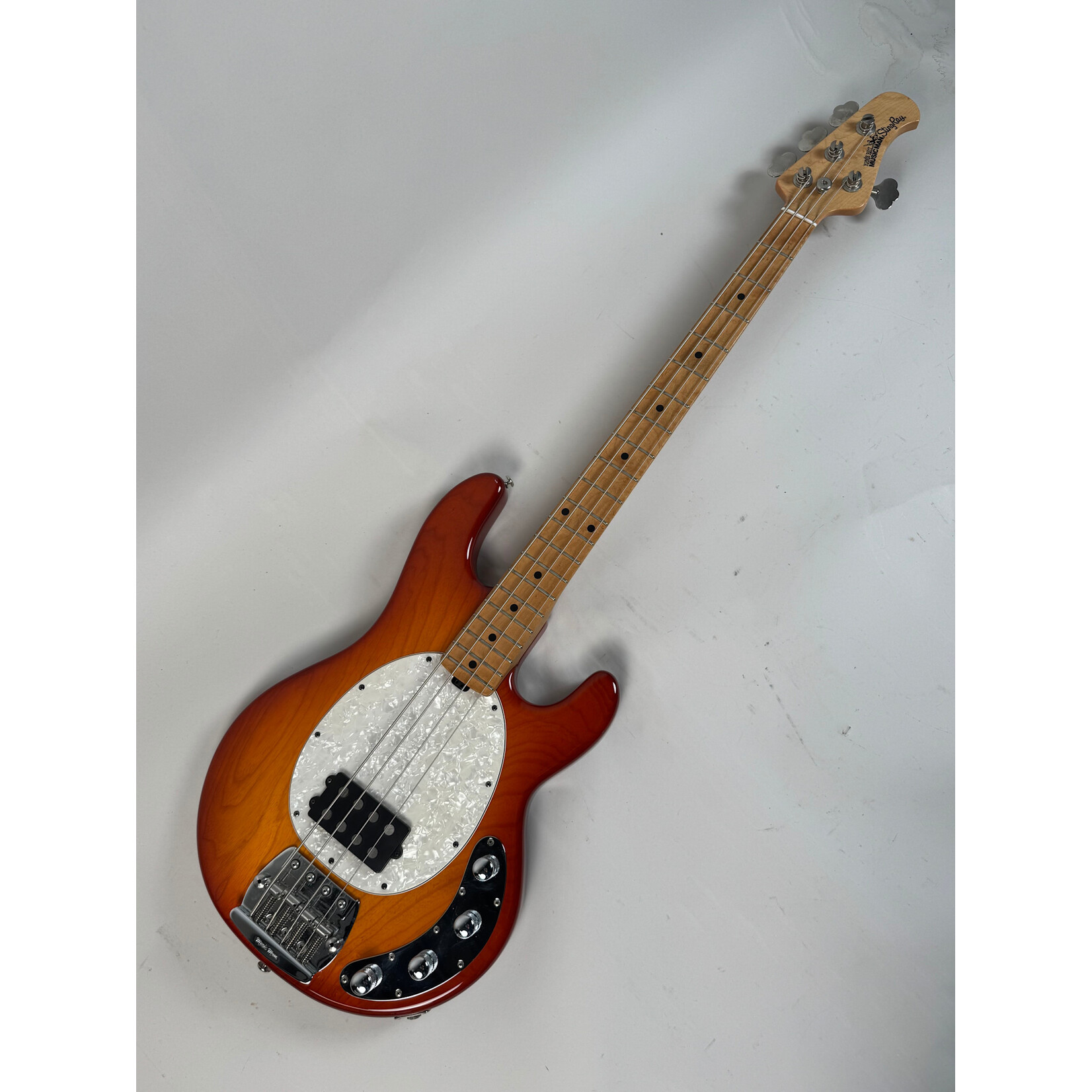 music man 1995 Music Man Stingray 4H Sunburst 3-band EQ