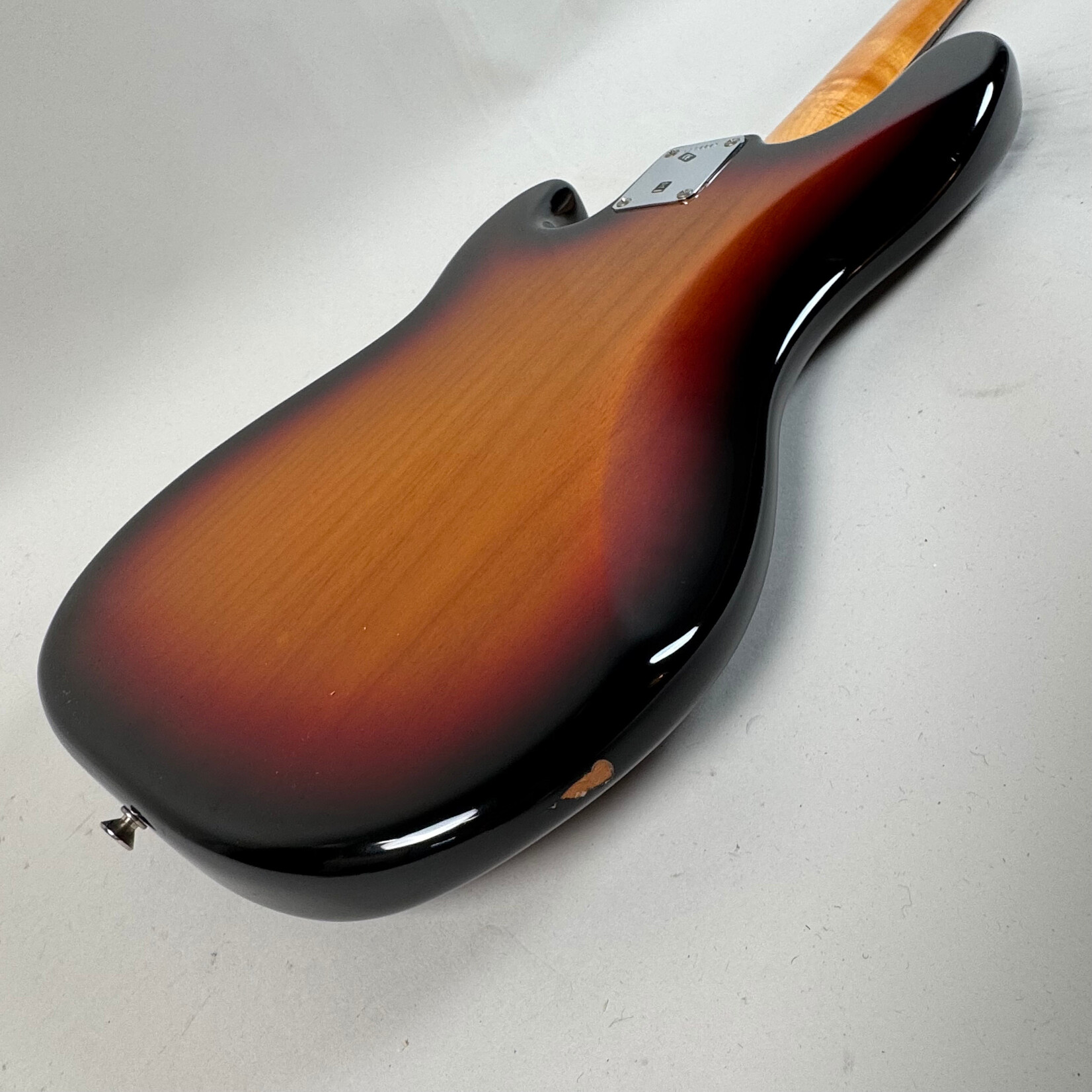 Fender 2006 Fender AVRI '62 Precision Bass Sunburst