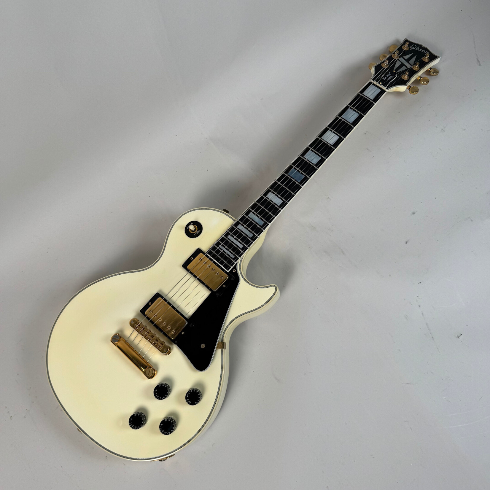 Gibson 1991 Gibson Les Paul Custom Alpine White