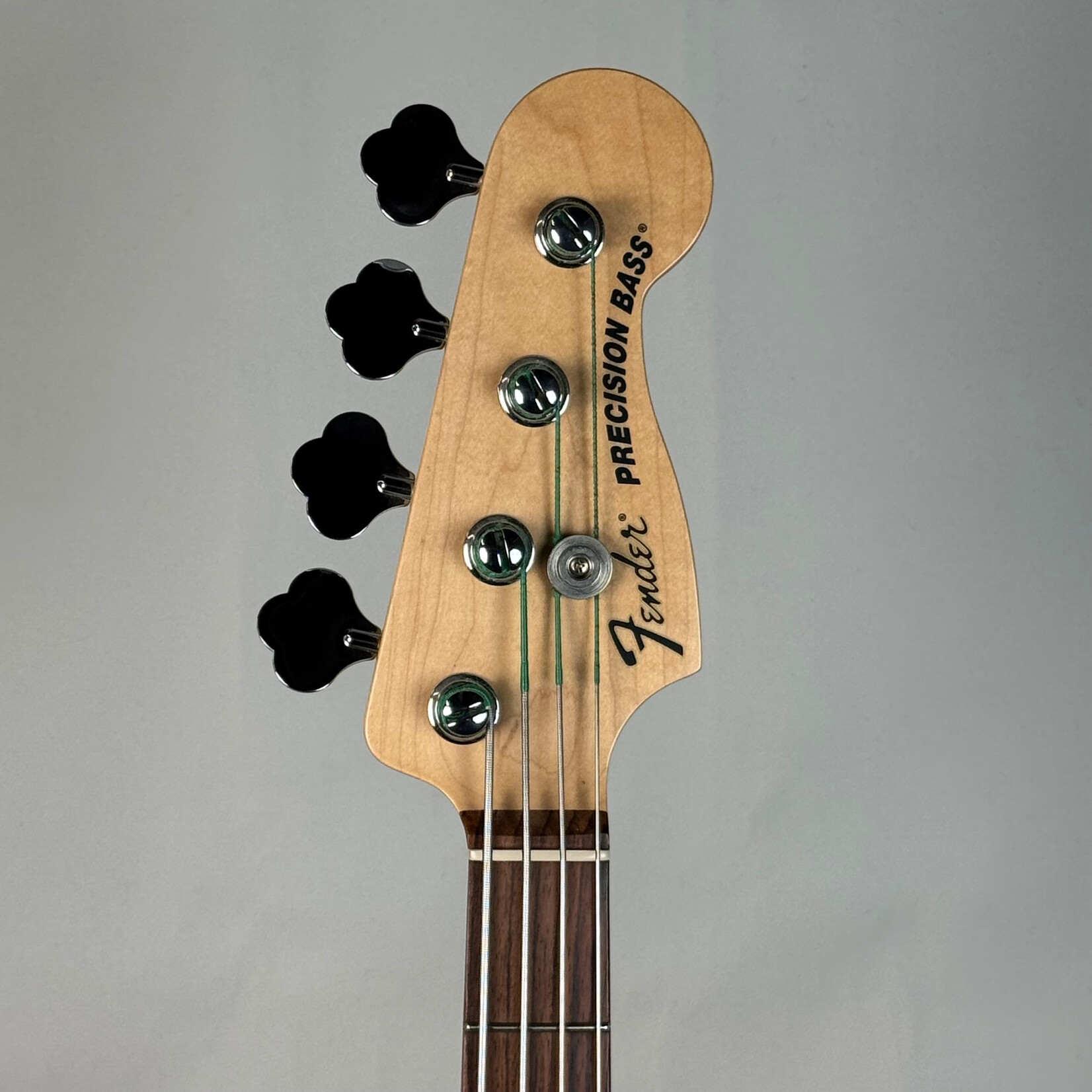 Fender 2012 Fender American Special Precision Bass Oly White