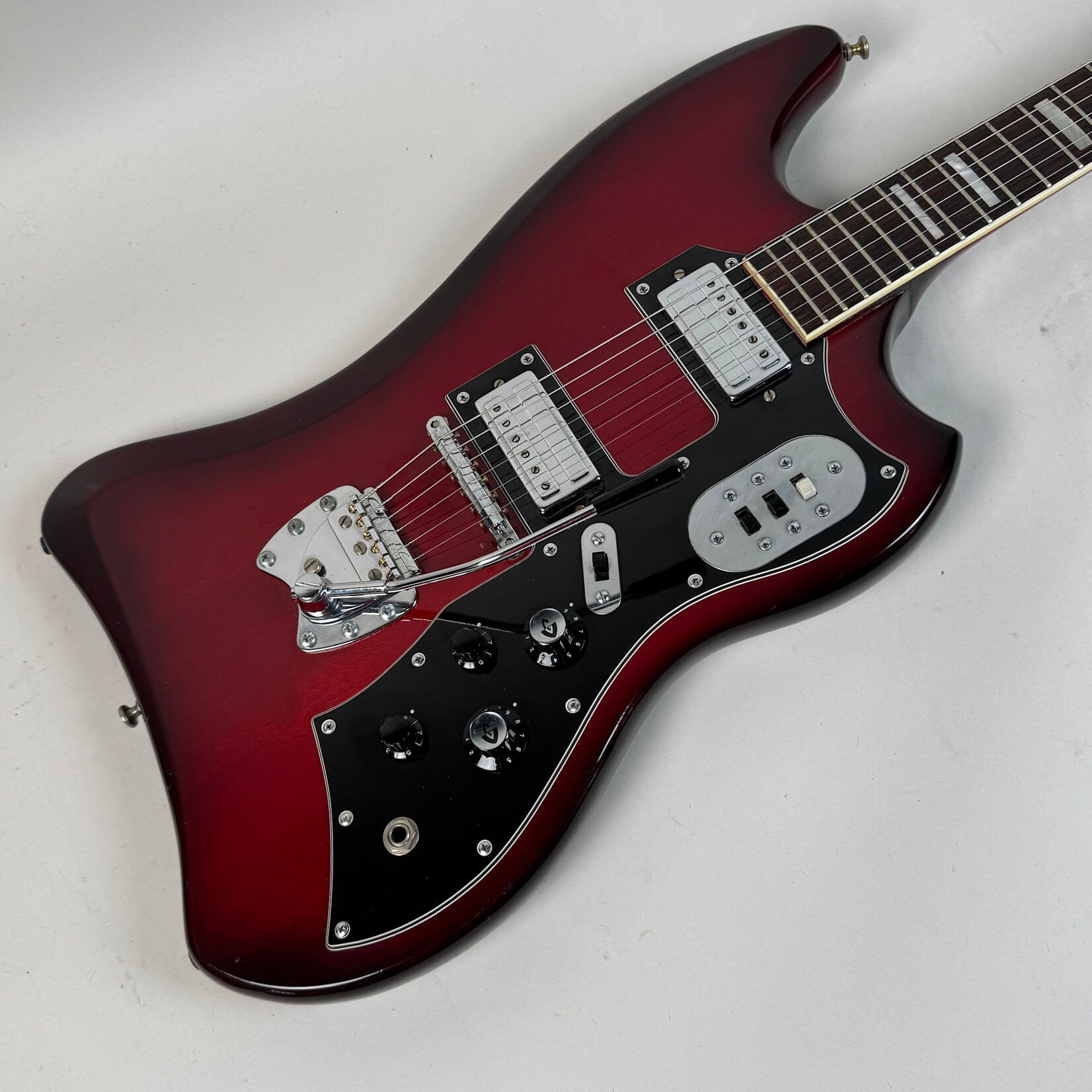 Guild 1966 Guild Thunderbird Red Burst