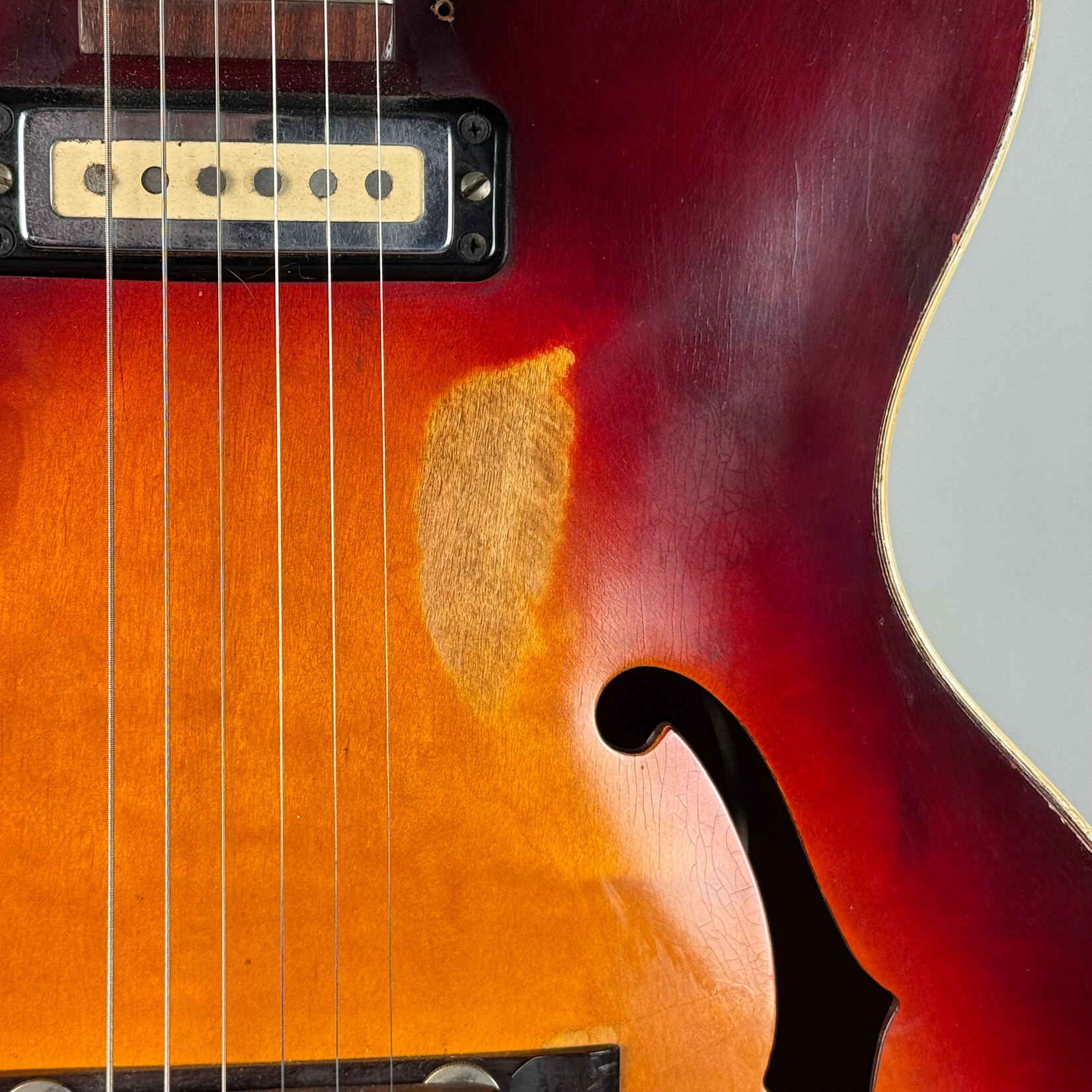 Guild 1973 Guild T-100