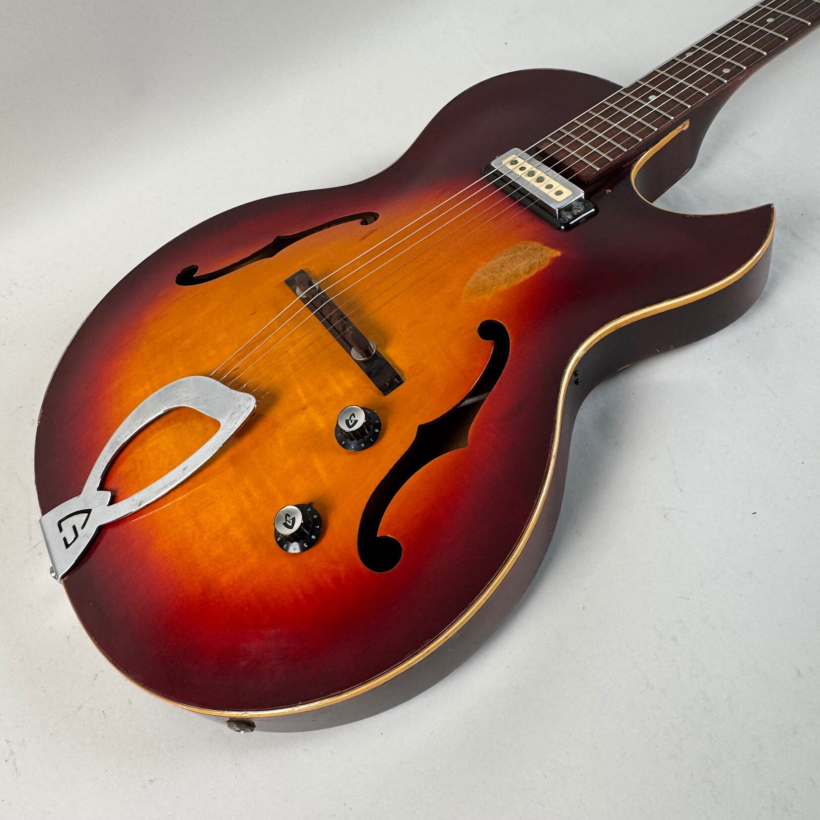 Guild 1973 Guild T-100