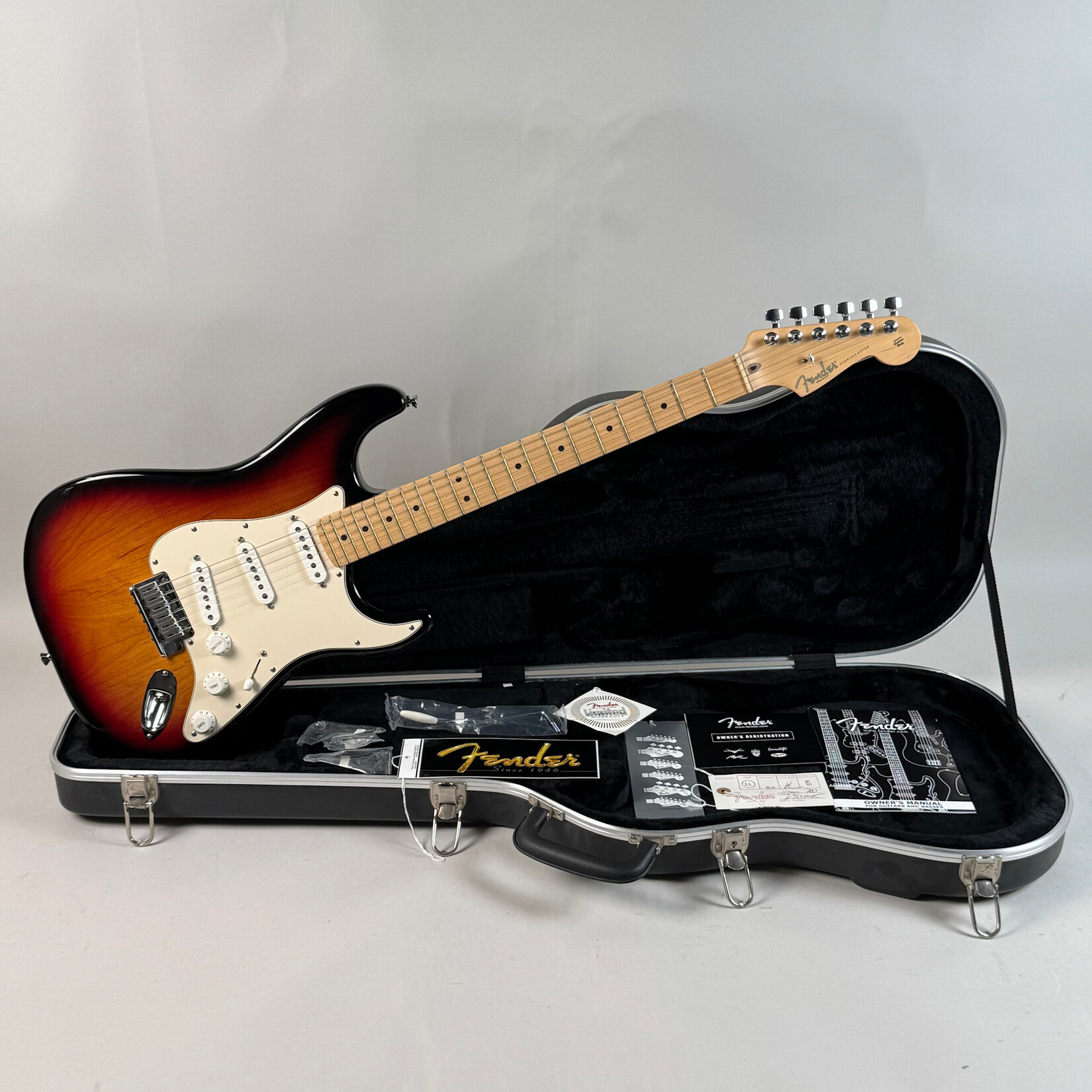 Fender 2003 Fender American Standard Stratocaster Sunburst